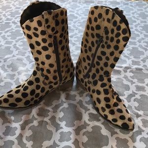 Academic Studio Boots Size 5,